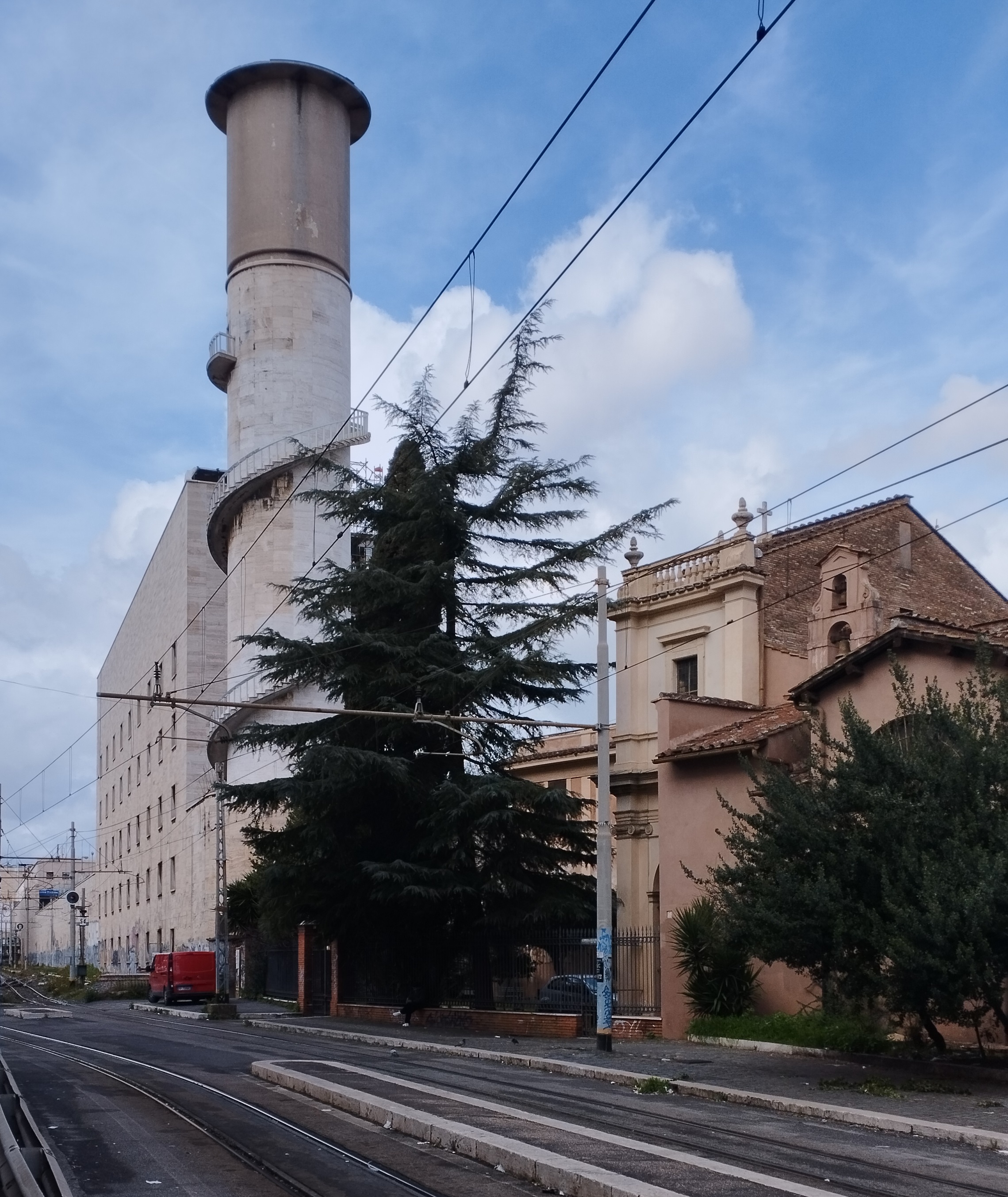 Via Giovanni Giolitti - Lungo la linea del tempo