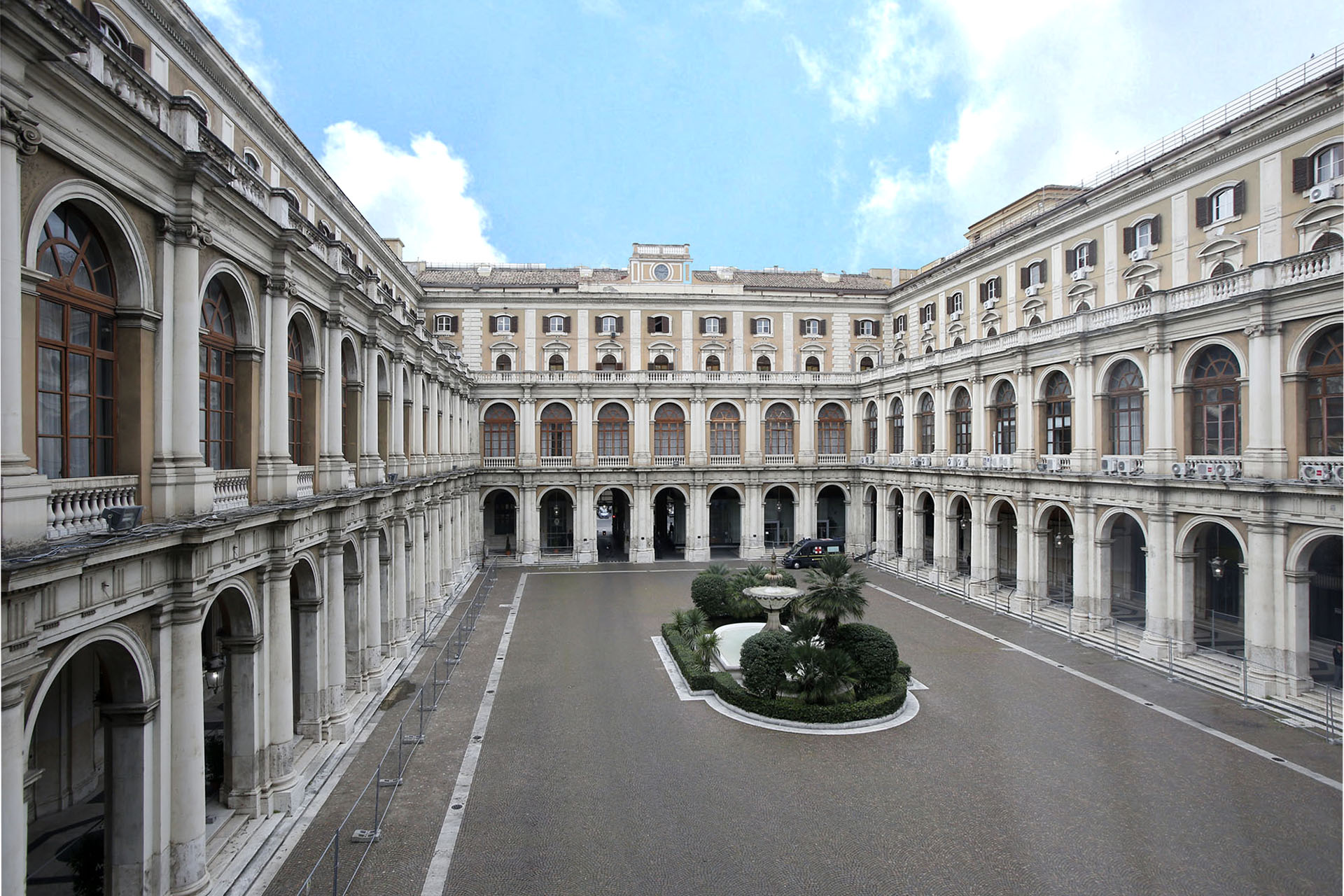 PALAZZO DELLE FINANZE SEDE DEL MINISTERO DELL'ECONOMIA E DELLE FINANZE