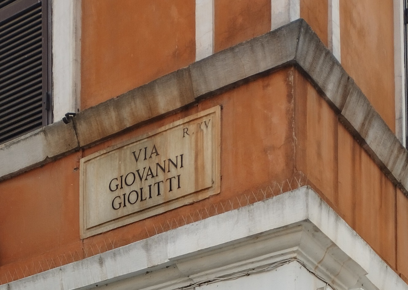 Via Giovanni Giolitti - Lungo la linea del tempo