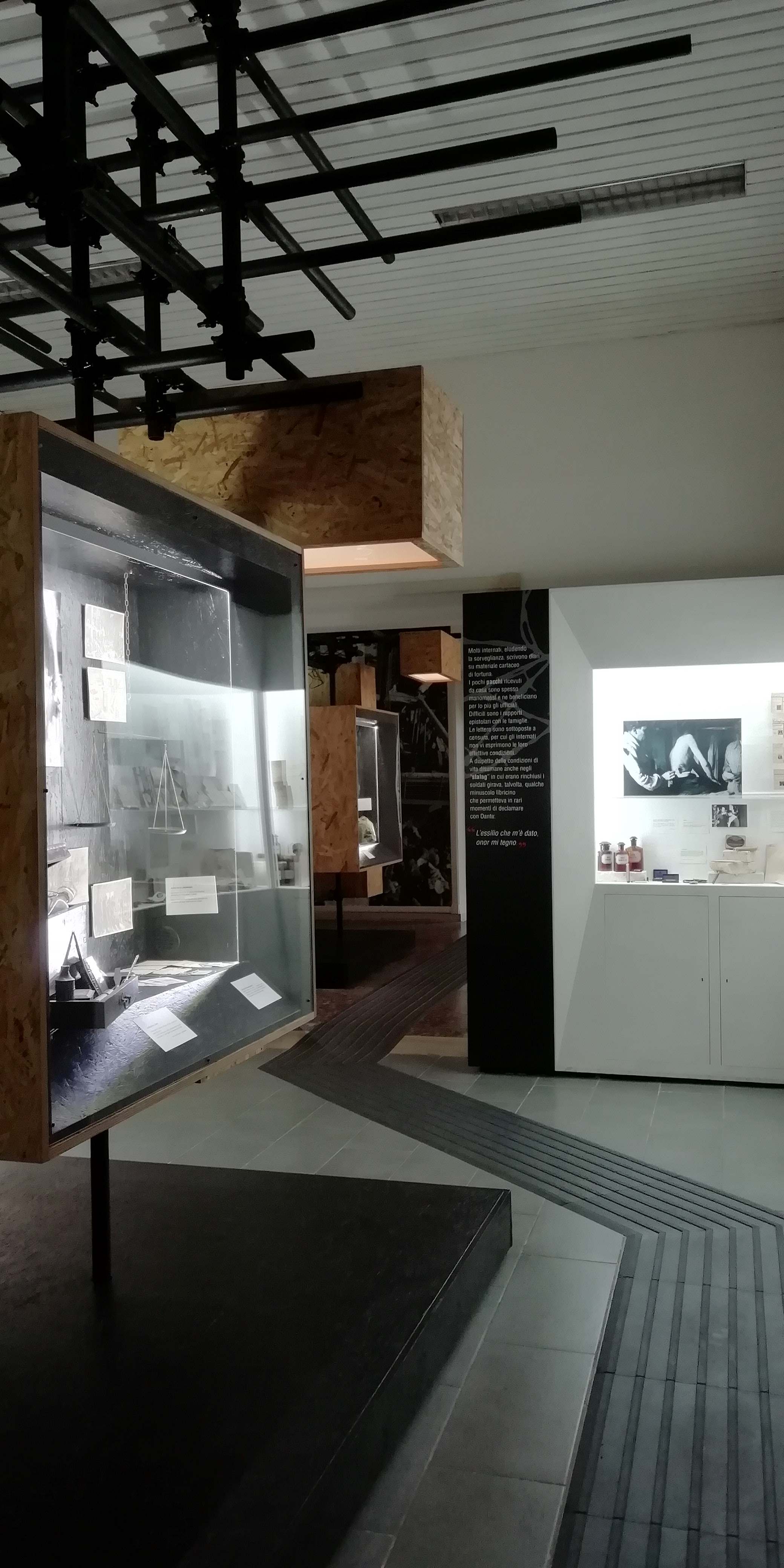 Visita tattile - MUSEO VITE DI IMI. Percorsi dal fronte di guerra ai lager tedeschi 1943-1945