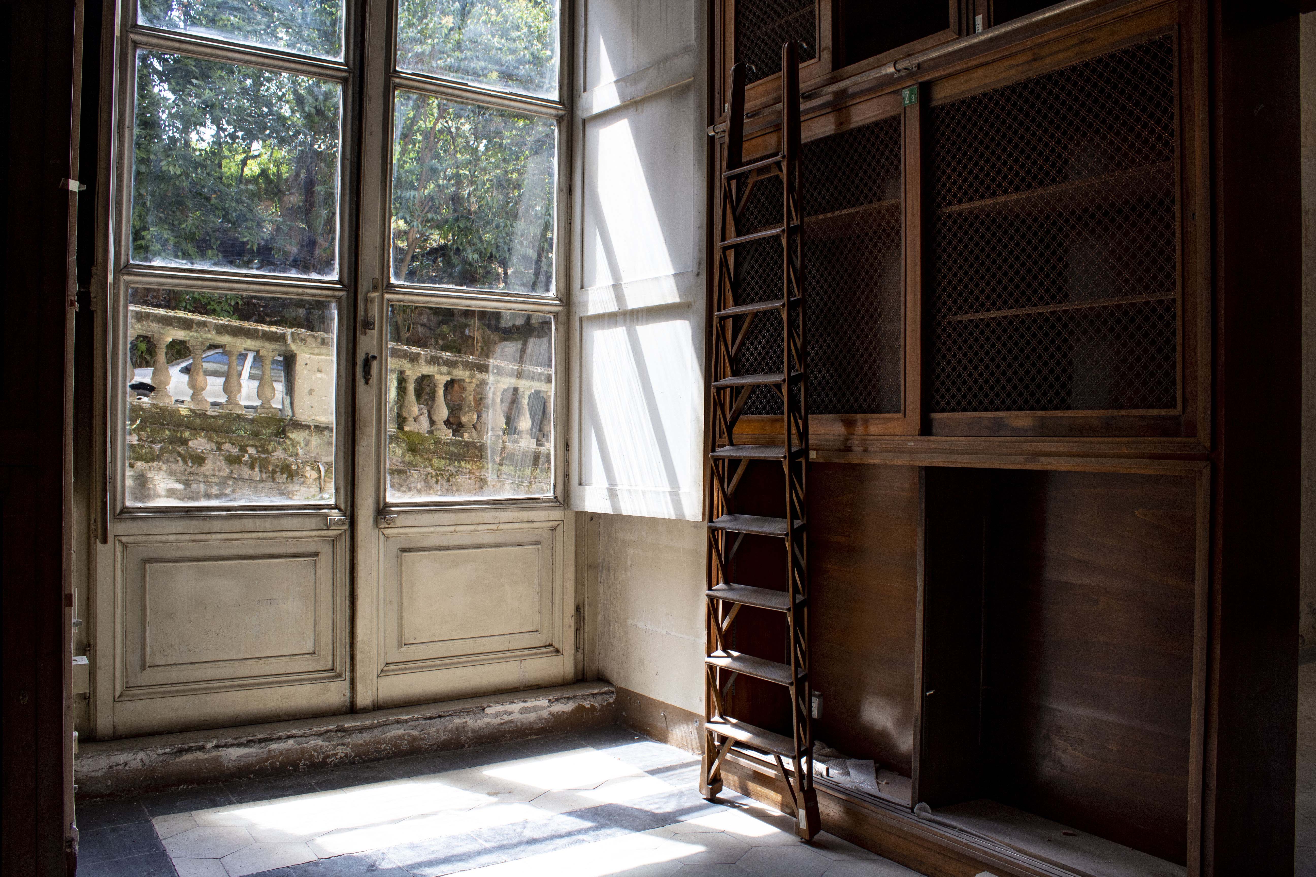 Contemporary Cluster